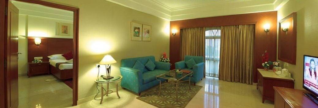 Bliss Hotel Tirupati Exterior foto